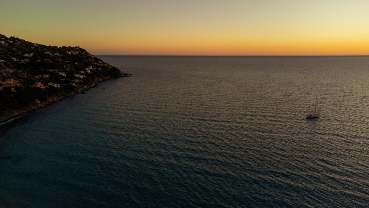 Cann'e Sisa Luxury Villa Giada A Torre delle Stelle Luaran gambar